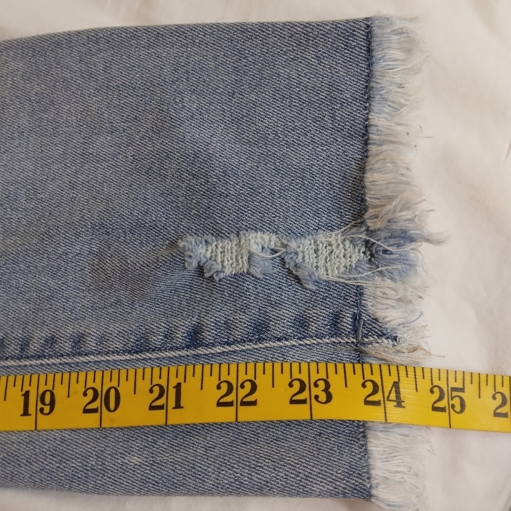 Altar’d State Distressed Straight Leg Raw Hem jeans size 27 - Picture 11 of 11